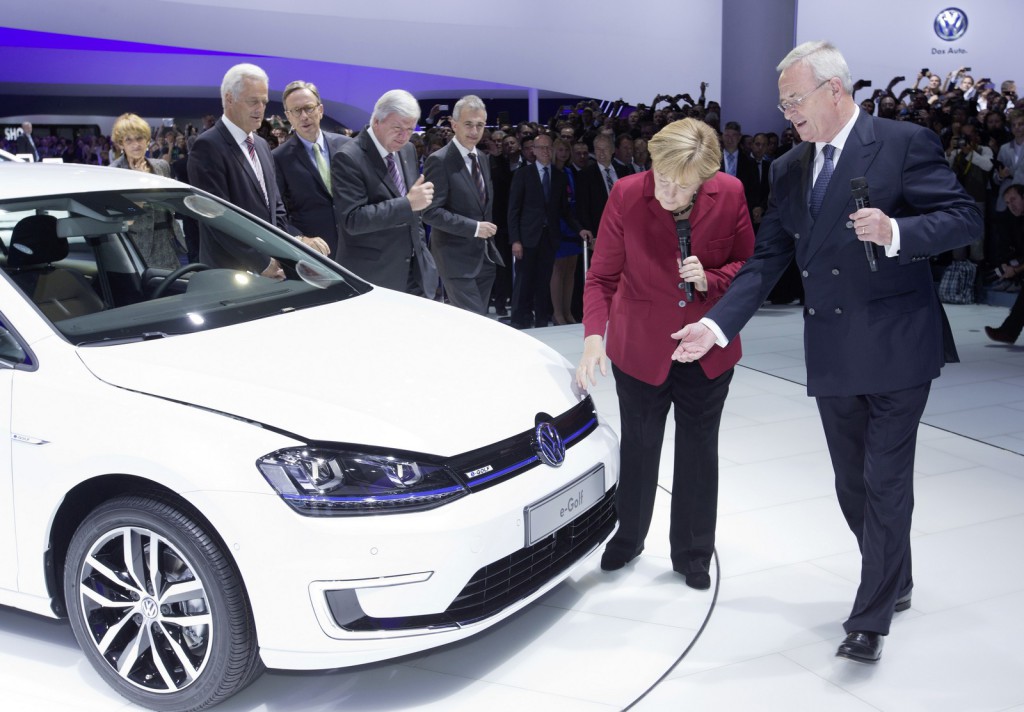 Angela Merkel Martin Winterkorn Volkswagen Dieselgate 2_cr