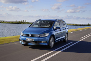 Volkswagen Touran 2015 nový