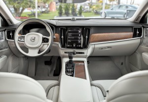 Volvo V90