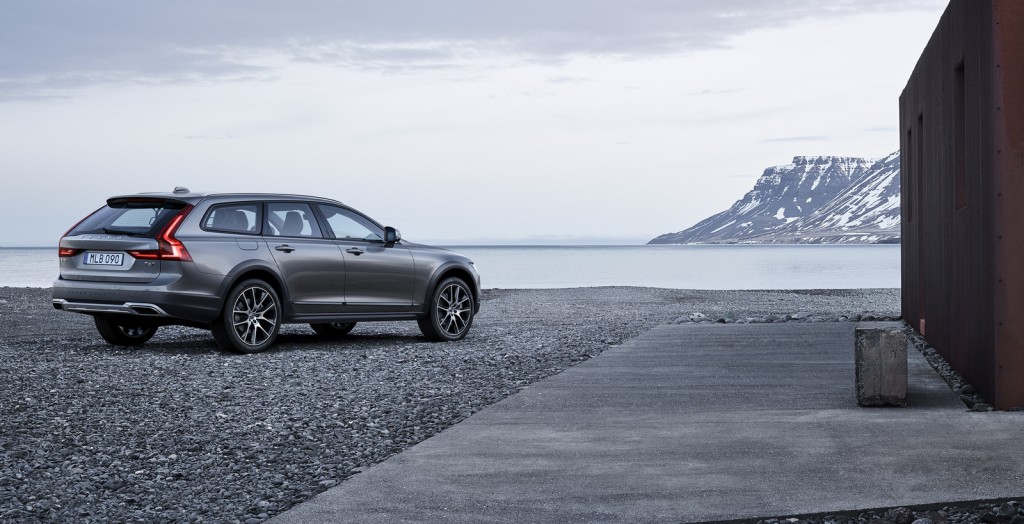 Volvo V90 Cross Country 2017