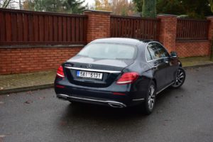 Mercedes-Benz E 220d