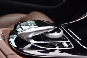 Mercedes-Benz E 220d