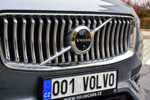 Volvo XC90 B5