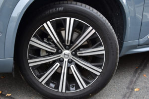 Volvo XC90 B5
