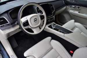 Volvo XC90 B5